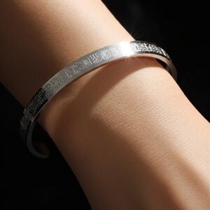 Ayetel Kürsi Yazılı Paslanmaz Çelik Bileklik – Ayarlanabilir, Unisex, Şık ve Anlamlı Tasarım